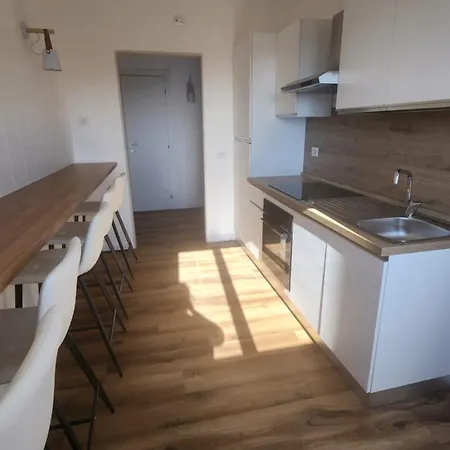 La Maison Vue Le Bari