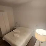 La Maison Vue Le *