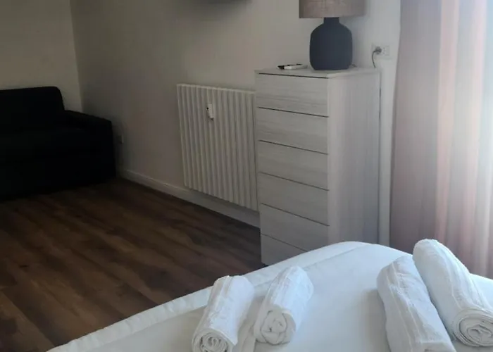 La Maison Vue Le * Bari
